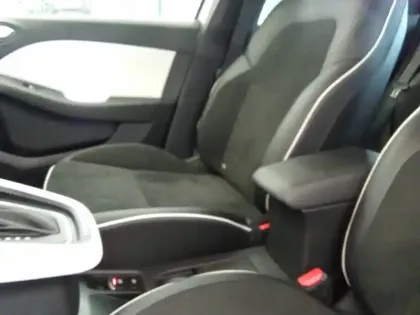 Photo 38 Renault Clio  TCe 130 EDC FAP