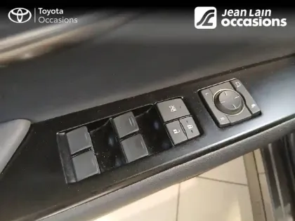 Photo 18 Lexus UX  250h 2WD