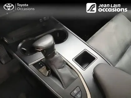 Photo 12 Lexus UX  250h 2WD