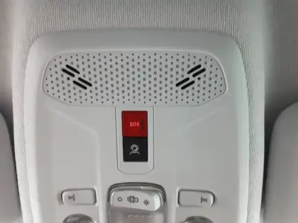Photo 23 Peugeot 208  PureTech 100 S&S BVM6