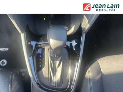 Photo 12 Toyota Yaris  Cross Hybride 130h AWD-i