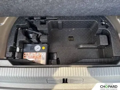 Photo 23 Peugeot 2008  Electrique 136 ch