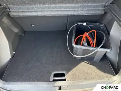 Photo 7 Peugeot 2008  Electrique 136 ch
