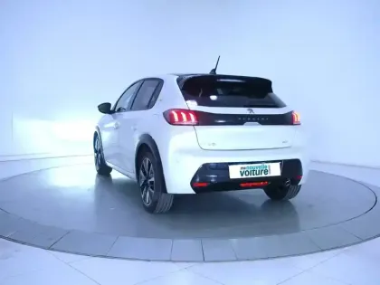 Photo 6 Peugeot 208  PureTech 100 S&S EAT8