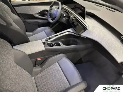 Photo 12 Peugeot 5008  Hybrid 136 e-DCS6