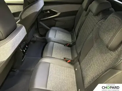 Photo 18 Peugeot 5008  Hybrid 136 e-DCS6