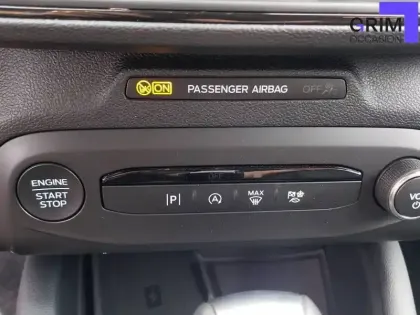 Photo 8 Ford Focus  1.0 EcoBoost 155 S&S mHEV Powershift