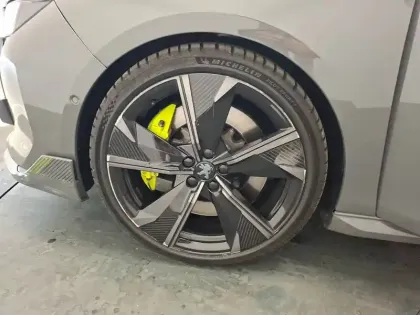 Photo 12 Peugeot 508  Hybrid4 360 e-EAT8 Peugeot Sport Engineered