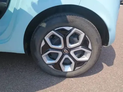 Photo 17 Renault Twingo  III E-Tech