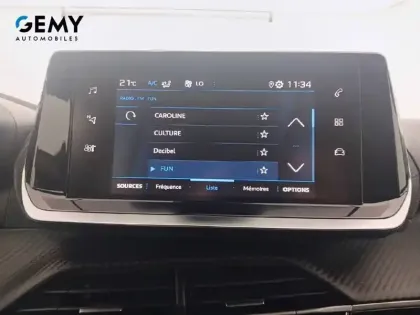 Photo 35 Peugeot 2008  PureTech 100 S&S BVM6
