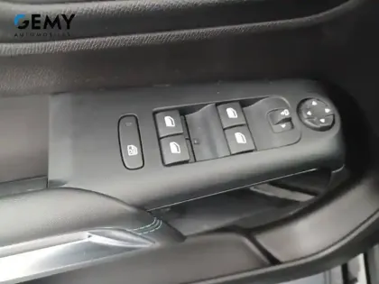 Photo 11 Citroën C5 aircross  Hybride Rechargeable 225 e-EAT8