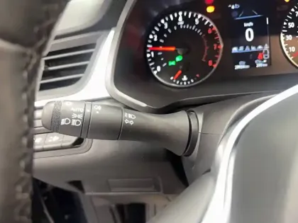 Photo 41 Renault Captur  TCe 90