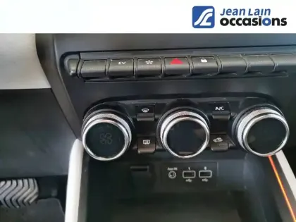 Photo 13 Renault Clio  E-Tech 140