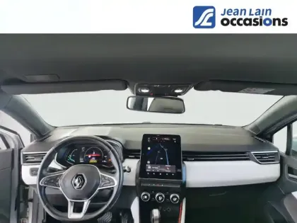 Photo 17 Renault Clio  E-Tech 140
