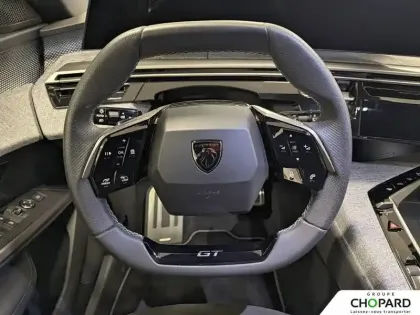 Photo 14 Peugeot 5008  Electrique 210 ch 73 kWh