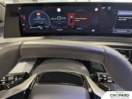 Photo 17 Peugeot 5008  Electrique 210 ch 73 kWh