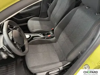 Photo 10 Peugeot 208  Hybrid 110 ch e-DCS6
