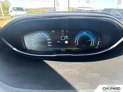 Photo 16 Peugeot 3008  Hybrid4 300 e-EAT8