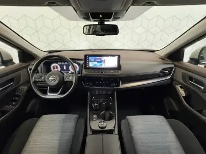 Photo 7 Nissan X-trail  e-POWER 213 ch e-4ORCE 7 Places