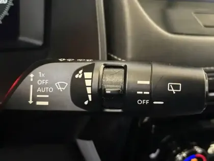 Photo 15 Nissan X-trail  e-POWER 213 ch e-4ORCE 7 Places