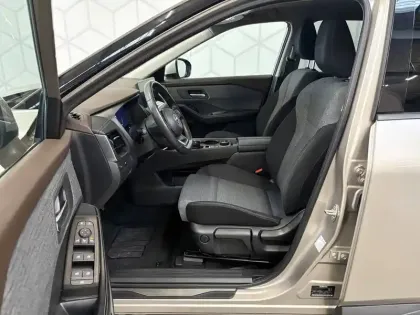 Photo 6 Nissan X-trail  e-POWER 213 ch e-4ORCE 7 Places