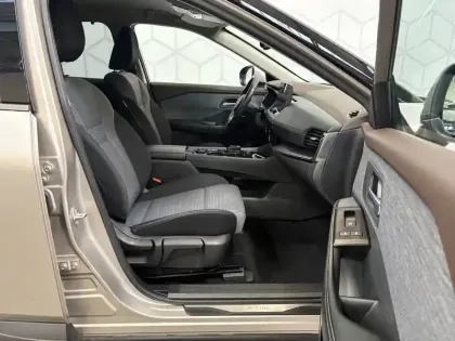 Photo 8 Nissan X-trail  e-POWER 213 ch e-4ORCE 7 Places