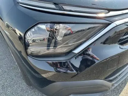 Photo 15 Citroën C4 e- 136 ch Automatique