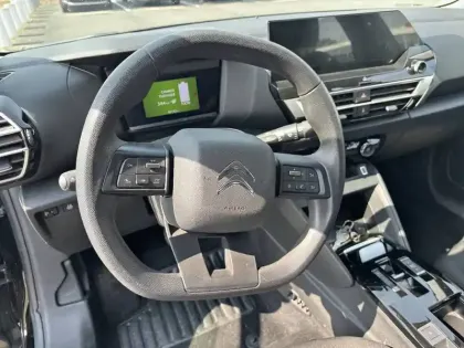 Photo 8 Citroën C4 e- 136 ch Automatique