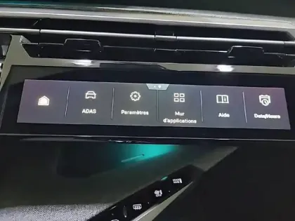 Photo 48 Peugeot 3008  Hybrid 145 e-DCS6
