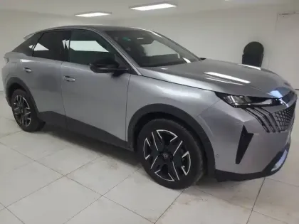 Photo 7 Peugeot 3008  Hybrid 145 e-DCS6