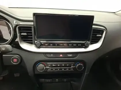 Photo 15 Kia Ceed  SW 1.5 T-GDi 140 ch BVM6