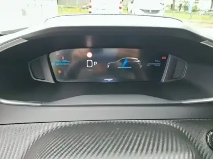 Photo 9 Peugeot 208  Electrique 136 ch 50 kWh