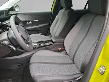 Photo 10 Peugeot 208  Electrique 136 ch 50 kWh