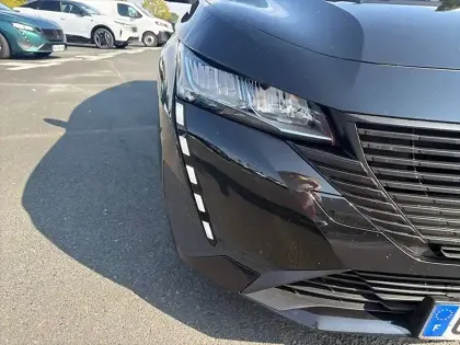 Photo 15 Peugeot 308  SW BlueHDi 130ch S&S EAT8