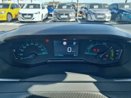 Photo 9 Peugeot 208  Electrique 136 ch 50 kWh