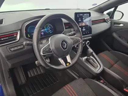 Photo 32 Renault Clio  E-Tech hybride 145