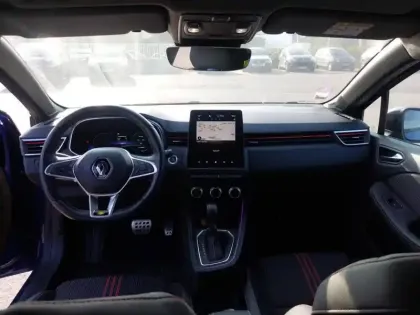 Photo 9 Renault Clio  E-Tech hybride 145