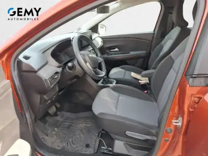 Photo 8 Dacia Jogger  Hybrid 140 7 places