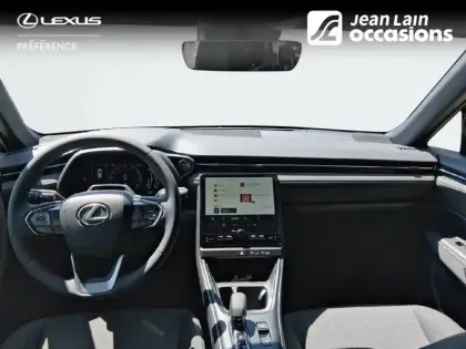 Photo 17 Lexus Lbx  2WD