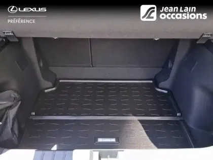 Photo 9 Lexus Lbx  2WD