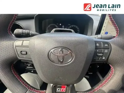 Photo 11 Toyota C-HR  PHEV Hybride Rechargeable 225