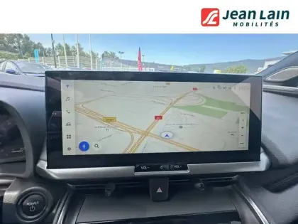 Photo 14 Toyota C-HR  PHEV Hybride Rechargeable 225