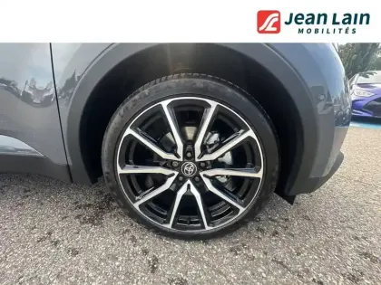 Photo 8 Toyota C-HR  PHEV Hybride Rechargeable 225