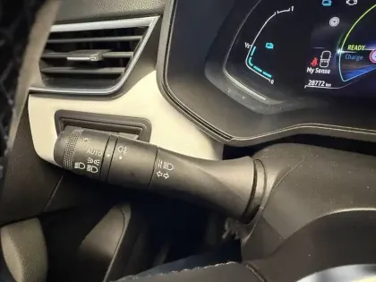 Photo 30 Renault Clio  E-Tech full hybrid 145