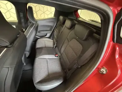 Photo 17 Renault Clio  E-Tech full hybrid 145