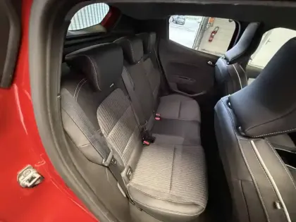Photo 23 Renault Clio  E-Tech full hybrid 145