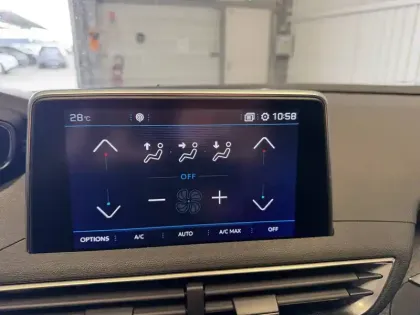 Photo 34 Peugeot 3008  BlueHDi 130ch S&S BVM6