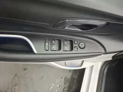 Photo 26 Hyundai I20  1.0 T-GDi 100 DCT-7 Hybrid 48V