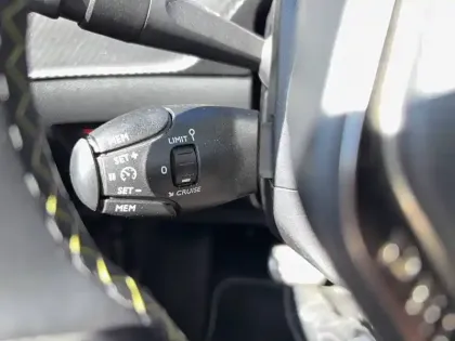 Photo 5 Peugeot 208  Electrique 50 kWh 136ch
