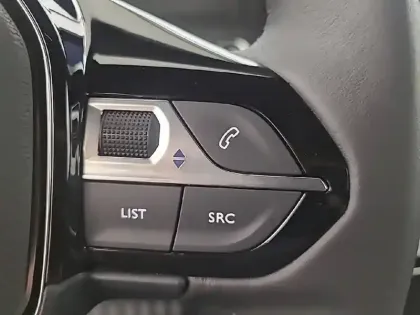 Photo 26 Peugeot 2008  100 S&S BVM6